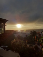 Sonnenaufgang von unserer Terrasse beobachtet.